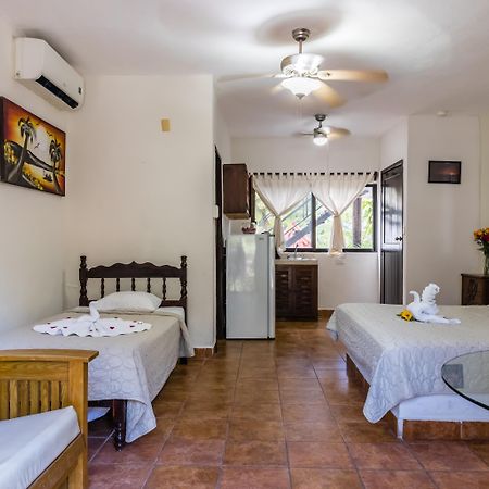 Moonshine Hotel Плайя-дель-Кармен Екстер'єр фото